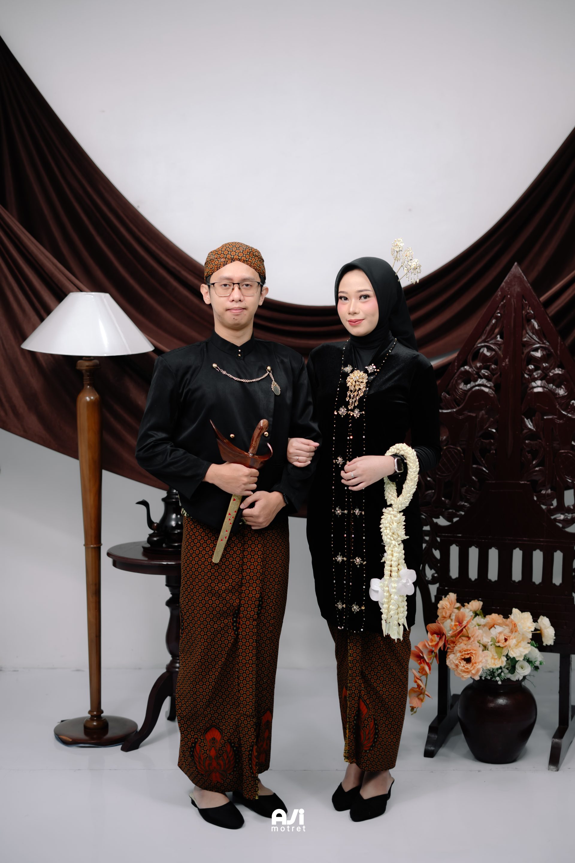 Aldi dan Feni